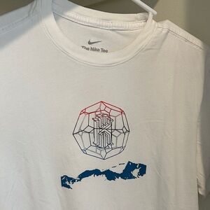 Nike White and Red Short Sleeve Tees